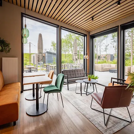 Holiday home Luxury With Two Bathrooms, On Markermeer *