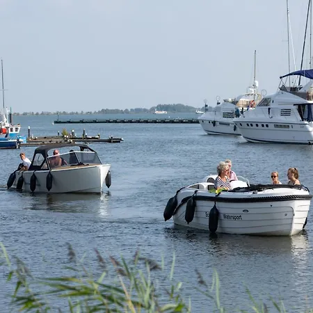 Luxury With Two Bathrooms, On Markermeer * Wijdenes